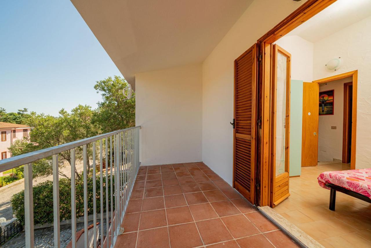 Appartamento Residenziale Trilocale 6 Posti Letto Via Oristano San Teodoro  Exteriér fotografie