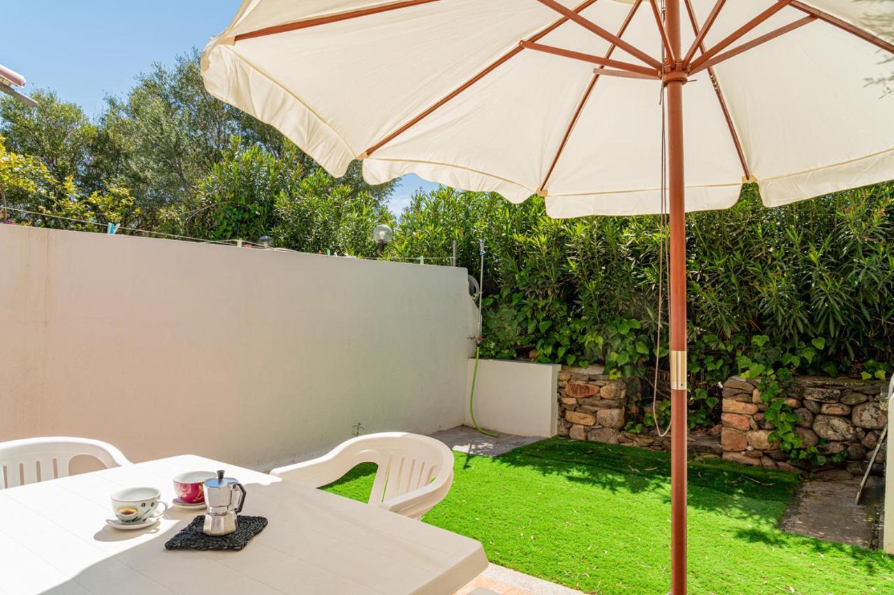 Appartamento Residenziale Trilocale 6 Posti Letto Via Oristano San Teodoro  Exteriér fotografie