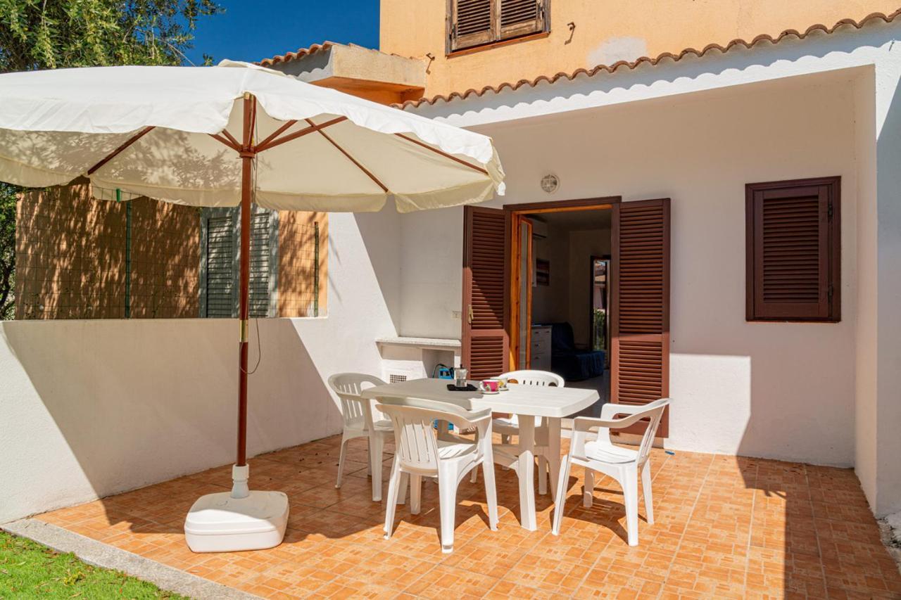 Appartamento Residenziale Trilocale 6 Posti Letto Via Oristano San Teodoro  Exteriér fotografie